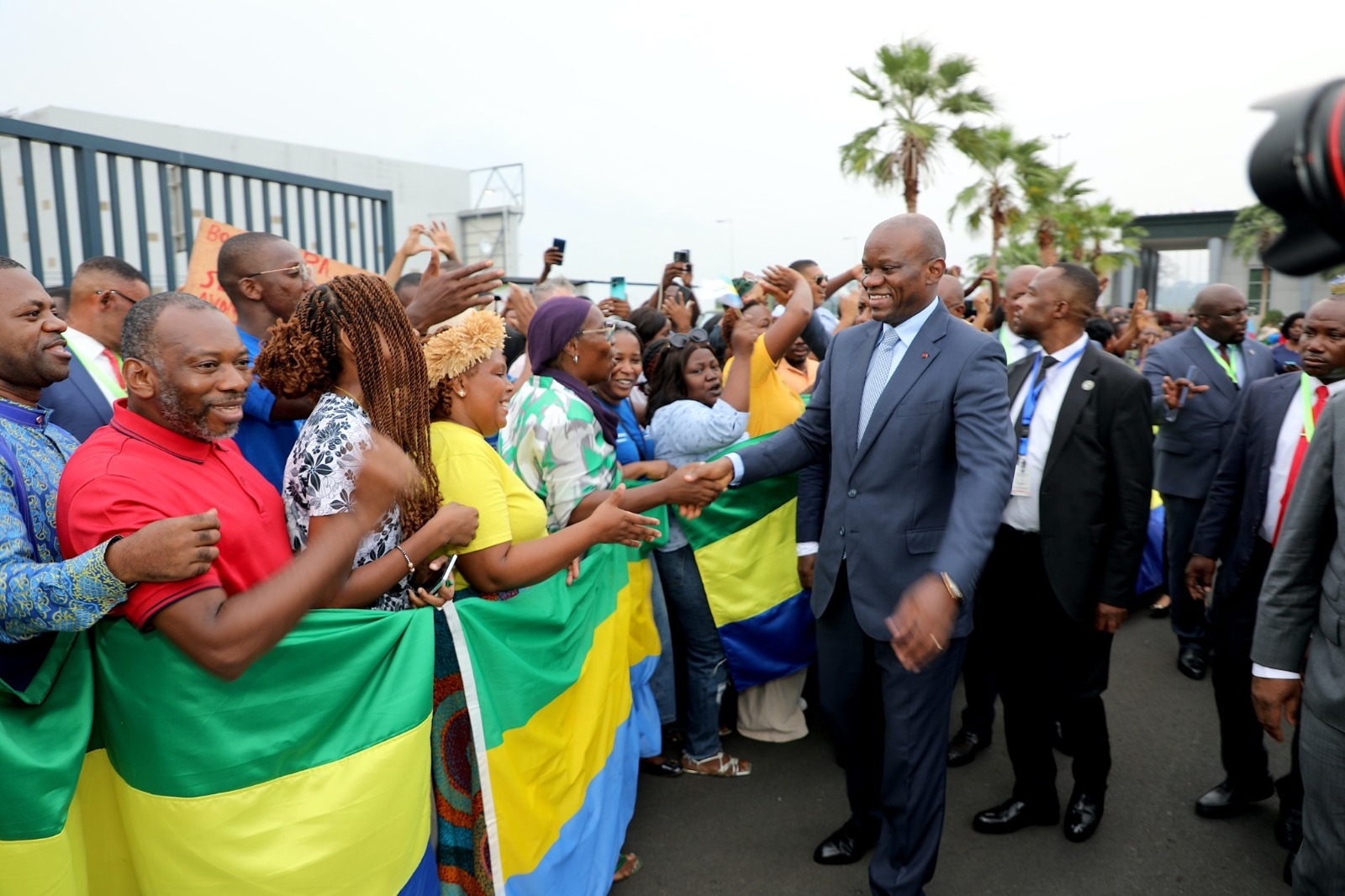 Oligui Nguema exhorte la diaspora gabonaise de Malabo à s’impliquer dans le processus électoral